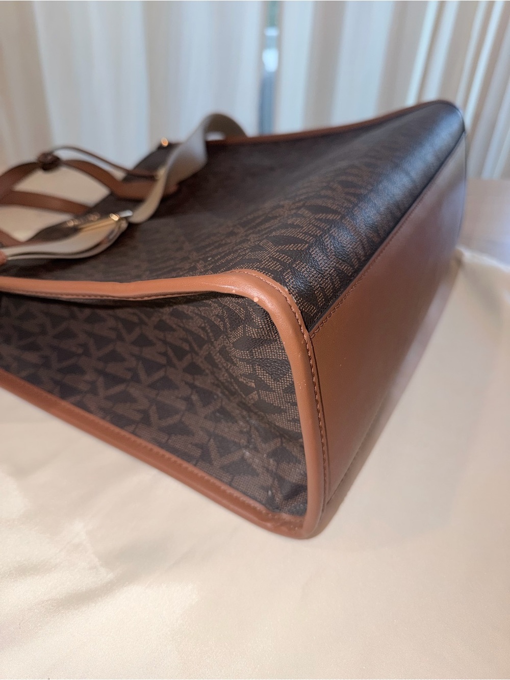 Michael Kors Brown MK Signature Messenger Tote with Tan Trim - Picture 12 of 13